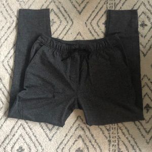 Lululemon women’s grey pant size 6